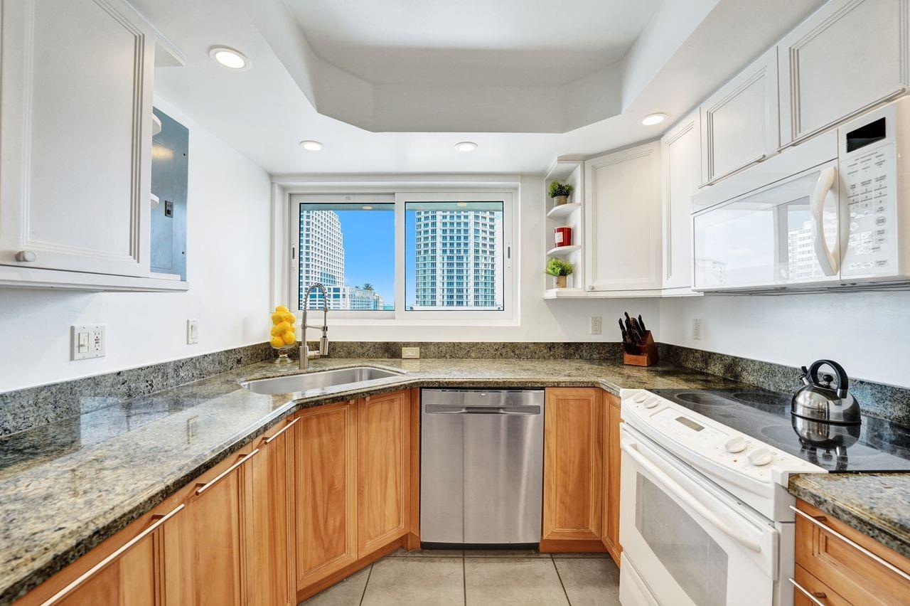 Britannia Condo - Residential