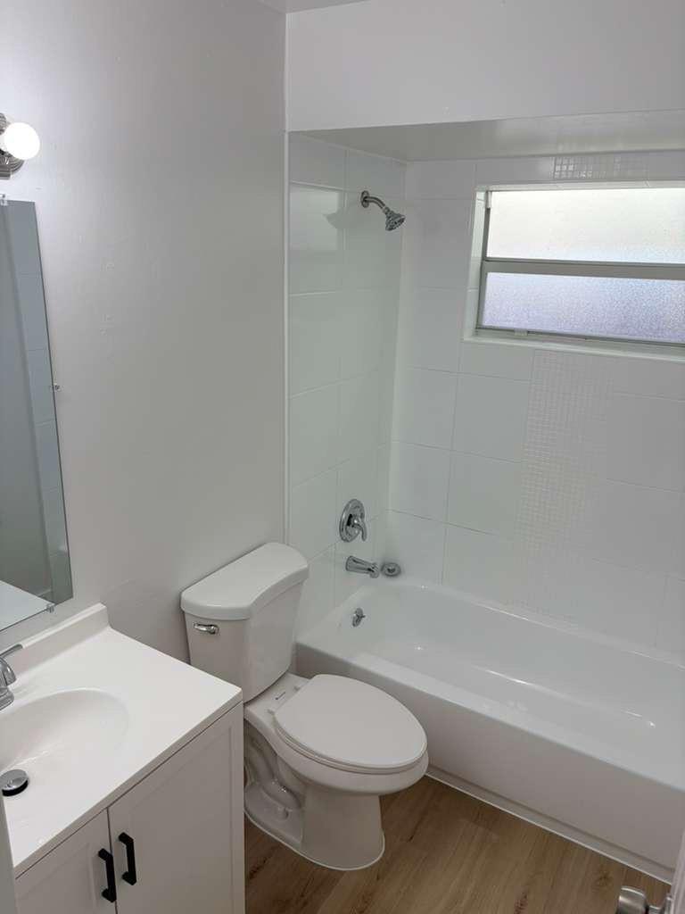 AVONDALE - Residential Lease