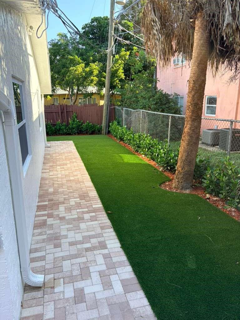 AVONDALE - Residential Lease