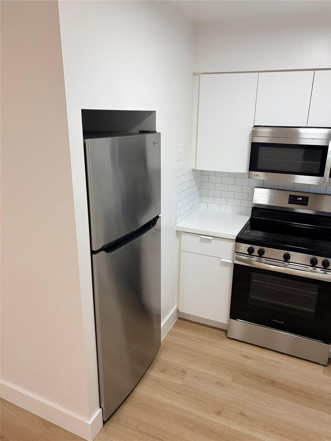 AVONDALE - Residential Lease