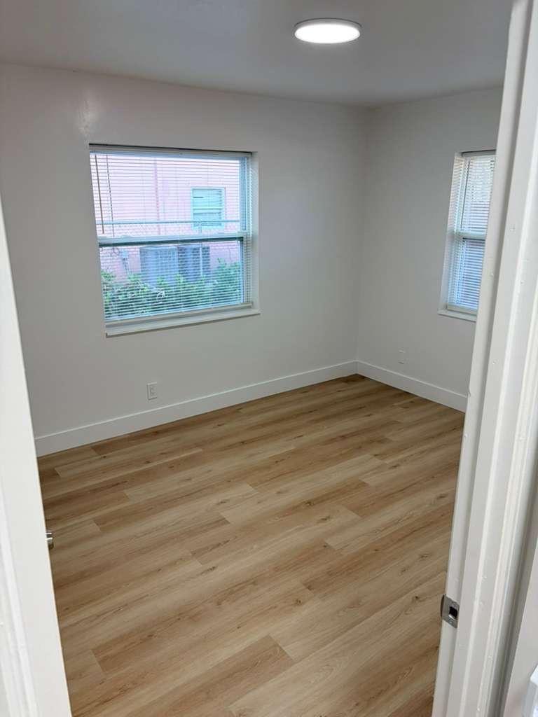 AVONDALE - Residential Lease