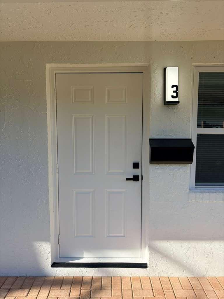 AVONDALE - Residential Lease