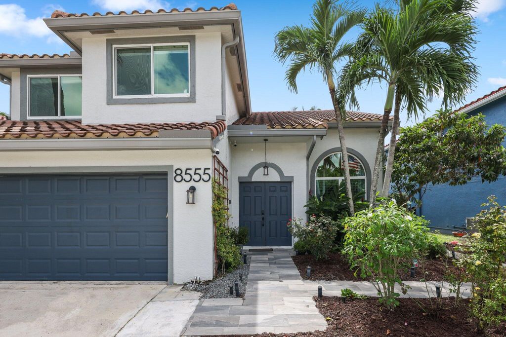 Photo of 8555 Tourmaline Boulevard, Boynton Beach, FL 33472 (MLS # R11130124)