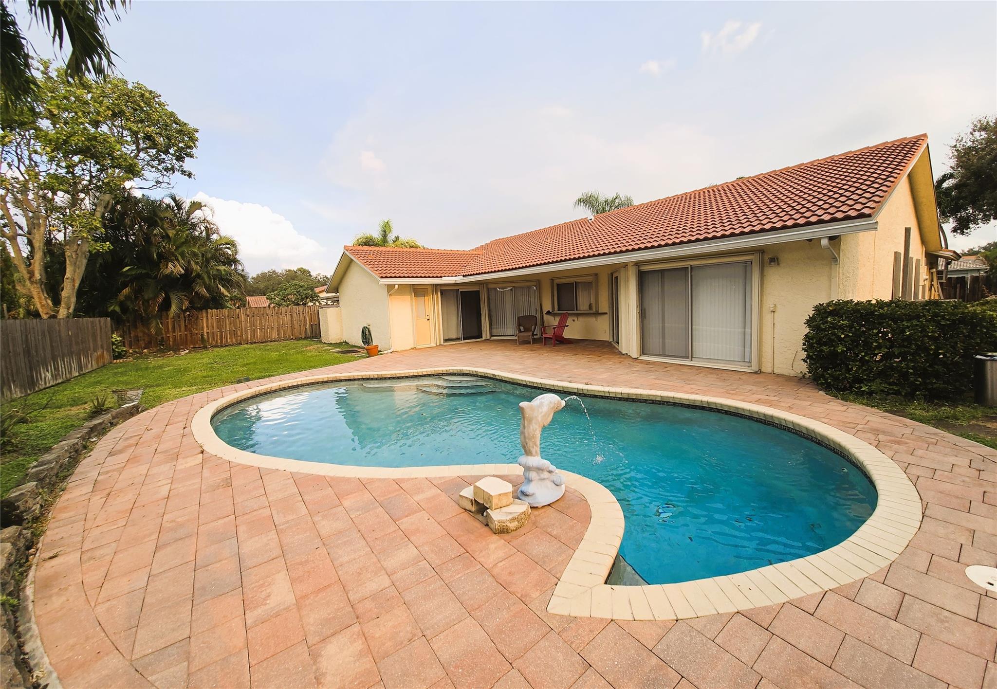 Jacaranda Lakes Sec 1 92- - Residential