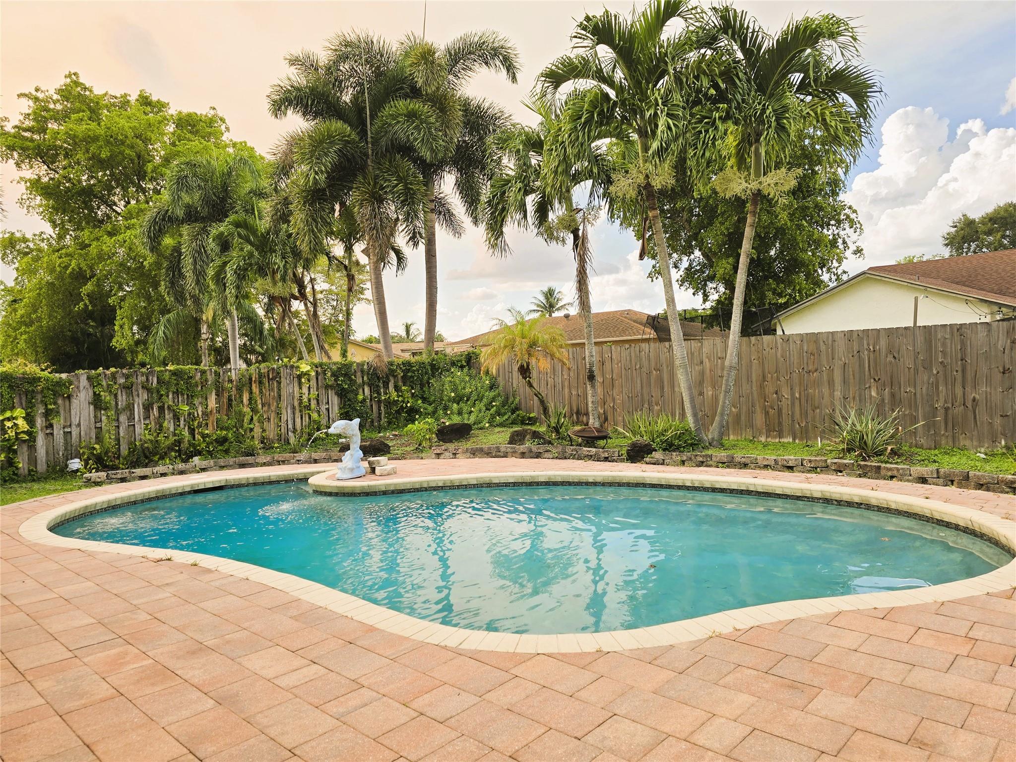 Jacaranda Lakes Sec 1 92- - Residential
