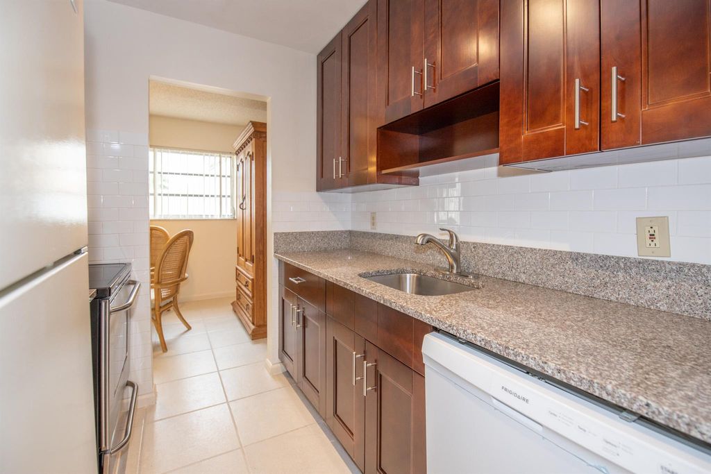 Photo of 30 S J Street #7, Lake Worth Beach, FL 33460 (MLS # R11031042)