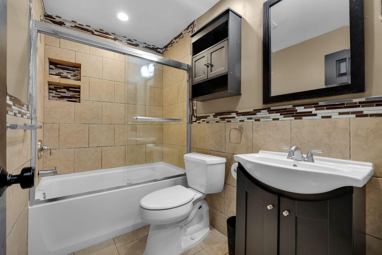 THE DELLS - Residential