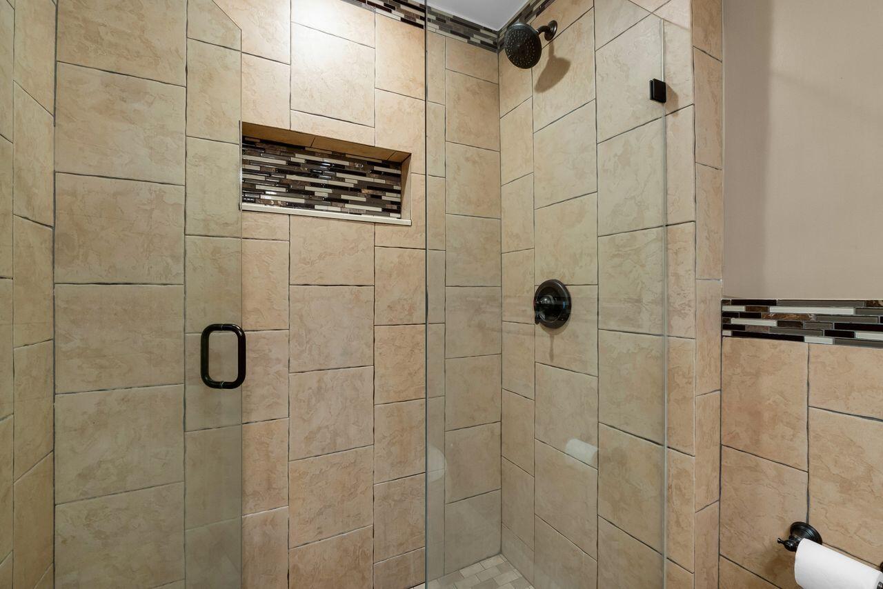 THE DELLS - Residential