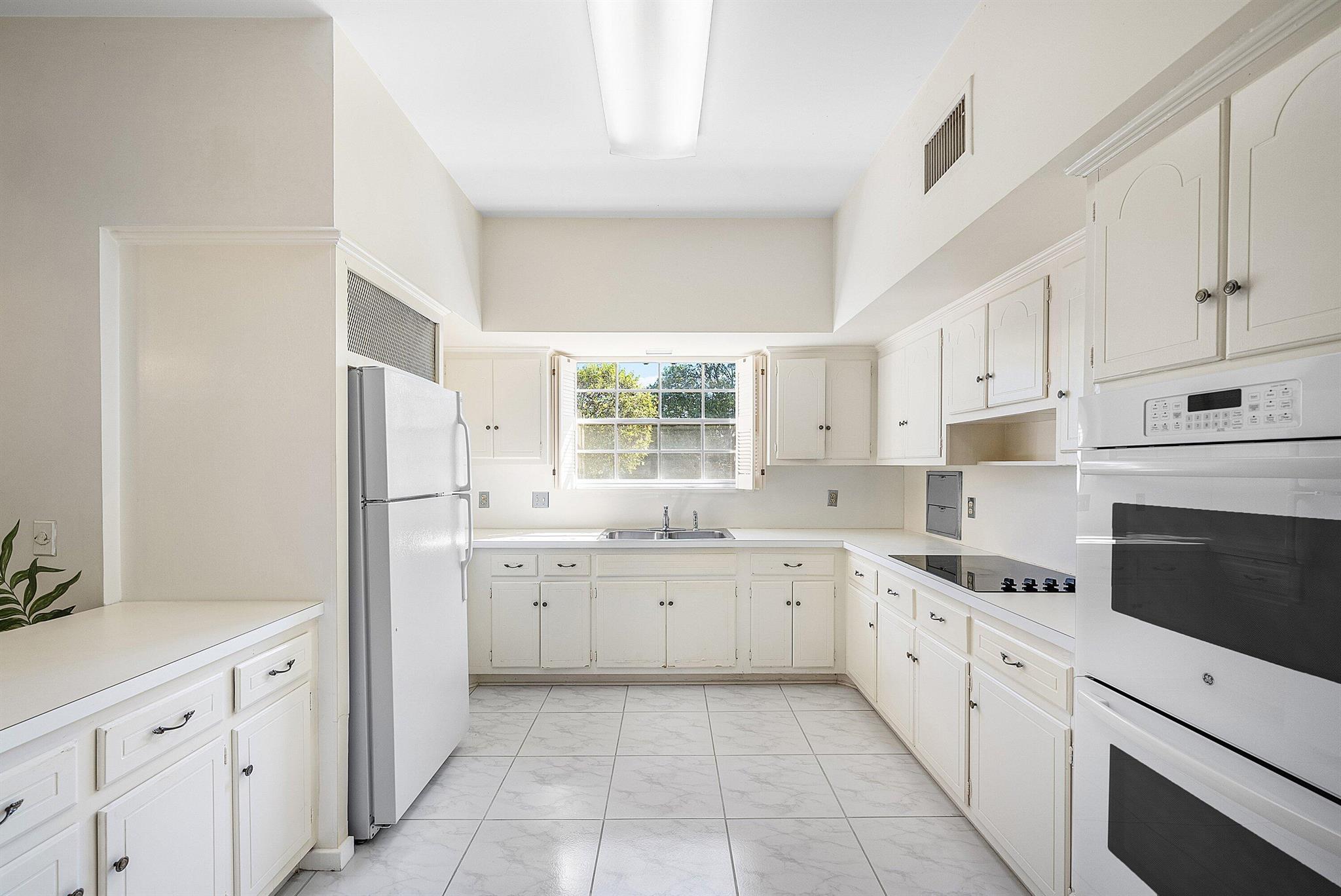 WELLS CIRCLE REPLAT PB26P - Residential Lease