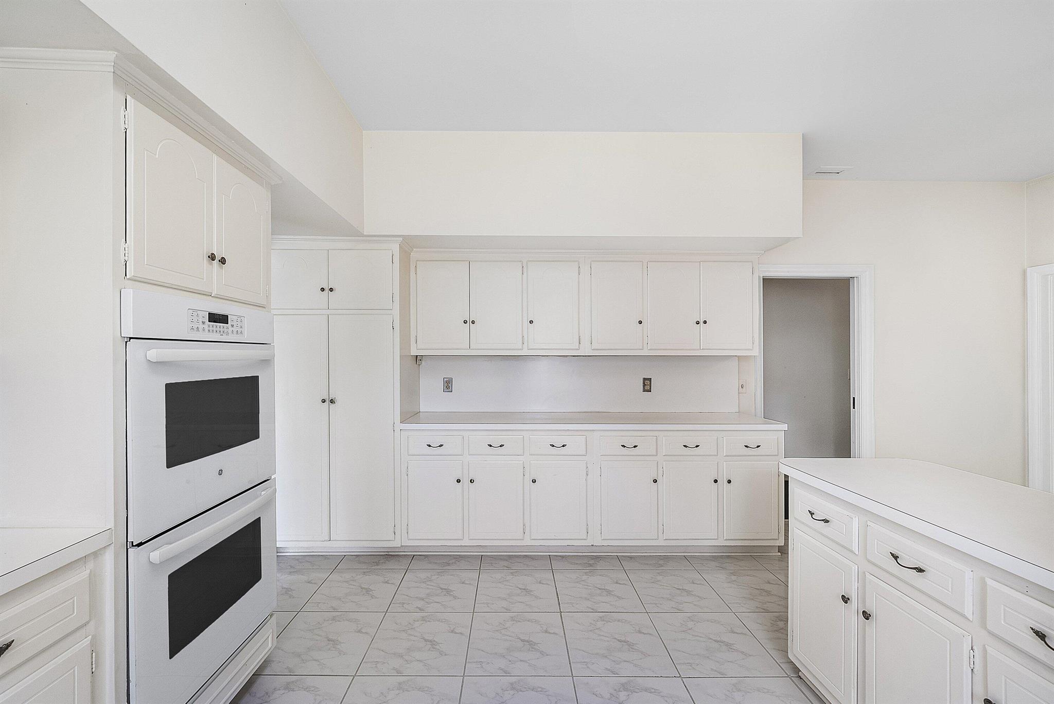 WELLS CIRCLE REPLAT PB26P - Residential Lease