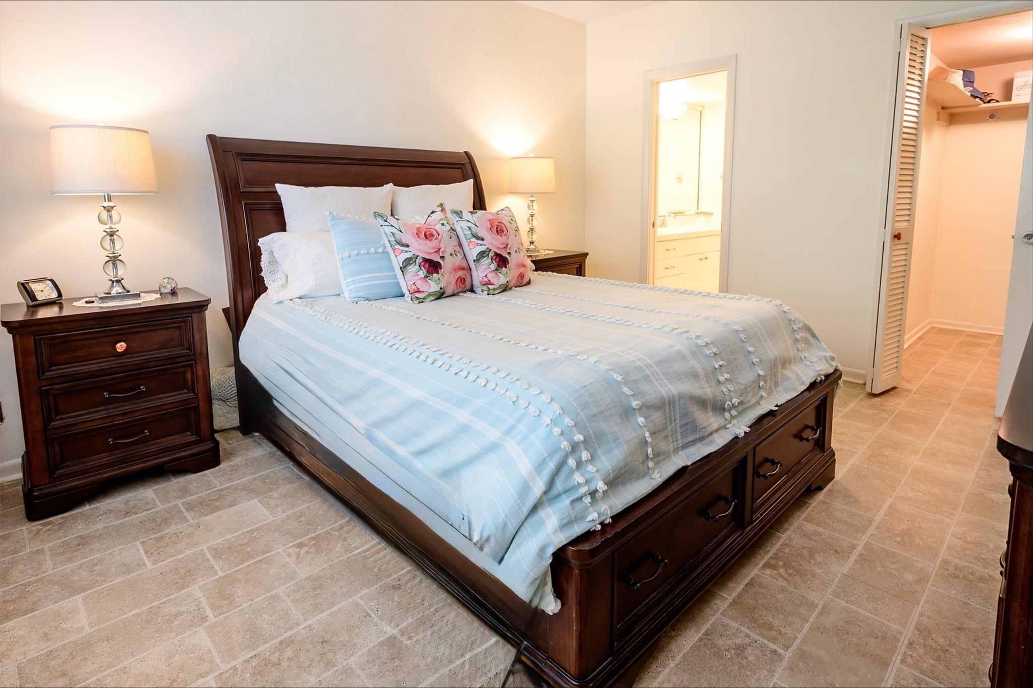 RIO NUEVO - Residential