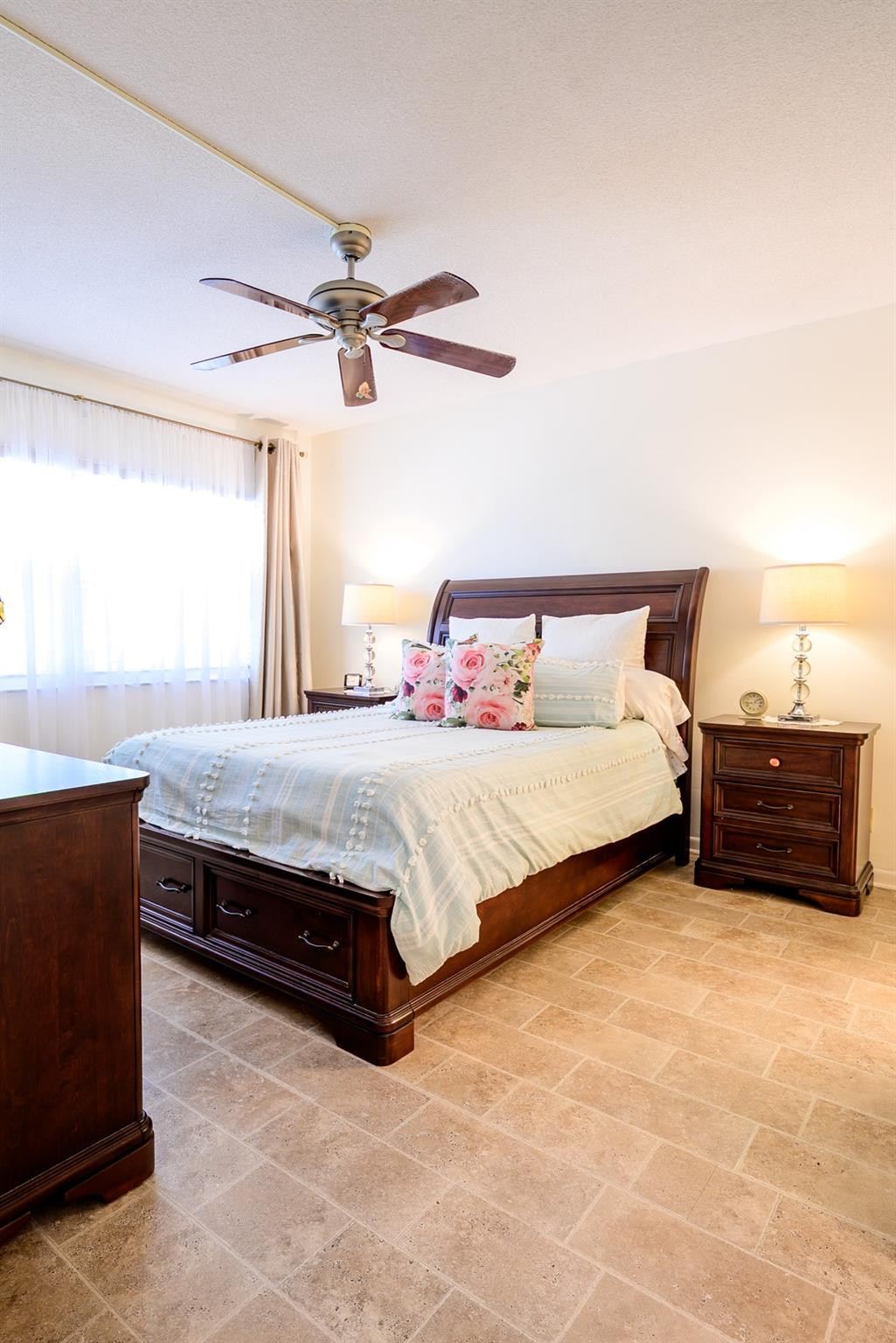 RIO NUEVO - Residential