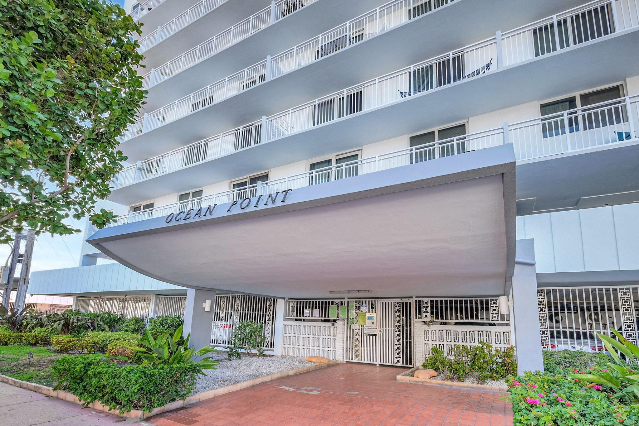 345 Ocean Drive 305