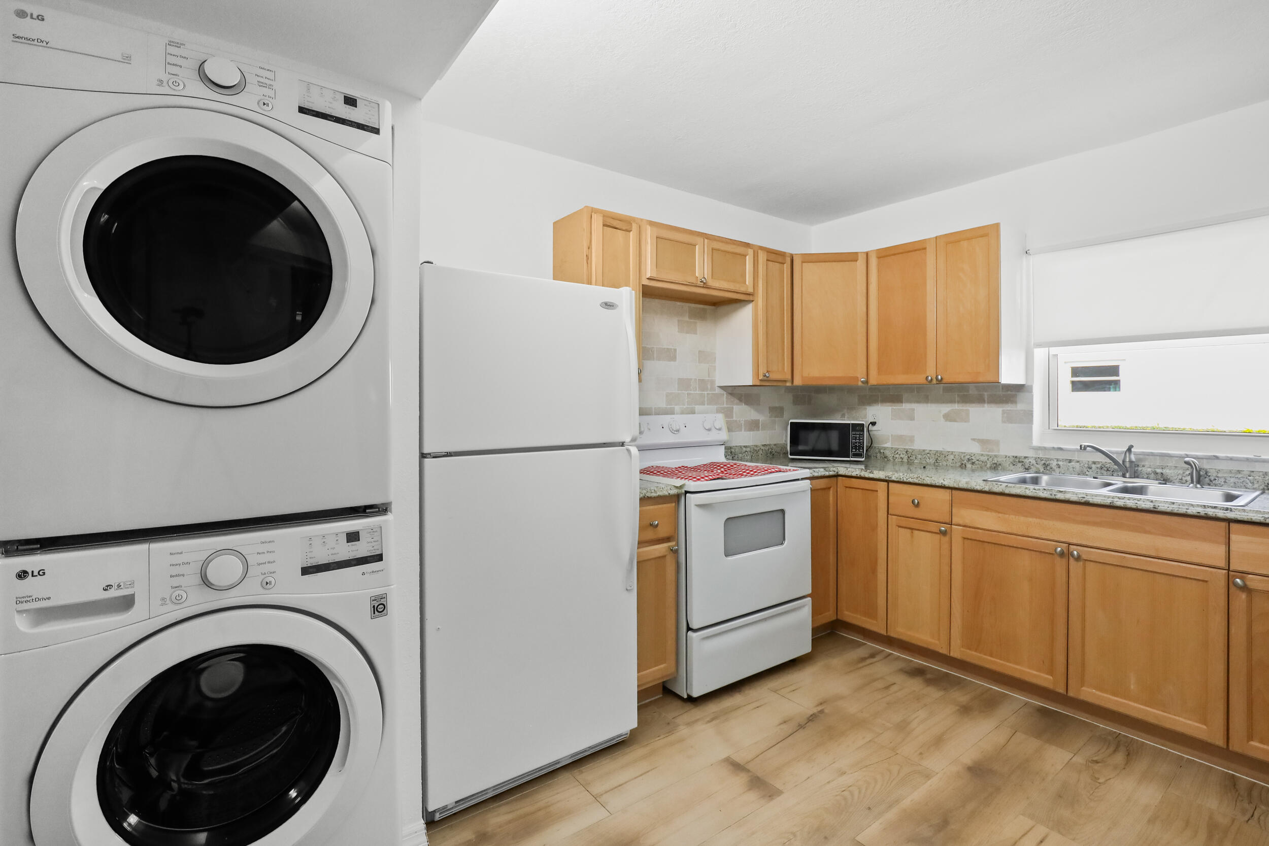 HIGH POINT OF FORT PIERCE CONDOMINIUM SECTION 3 - Residential