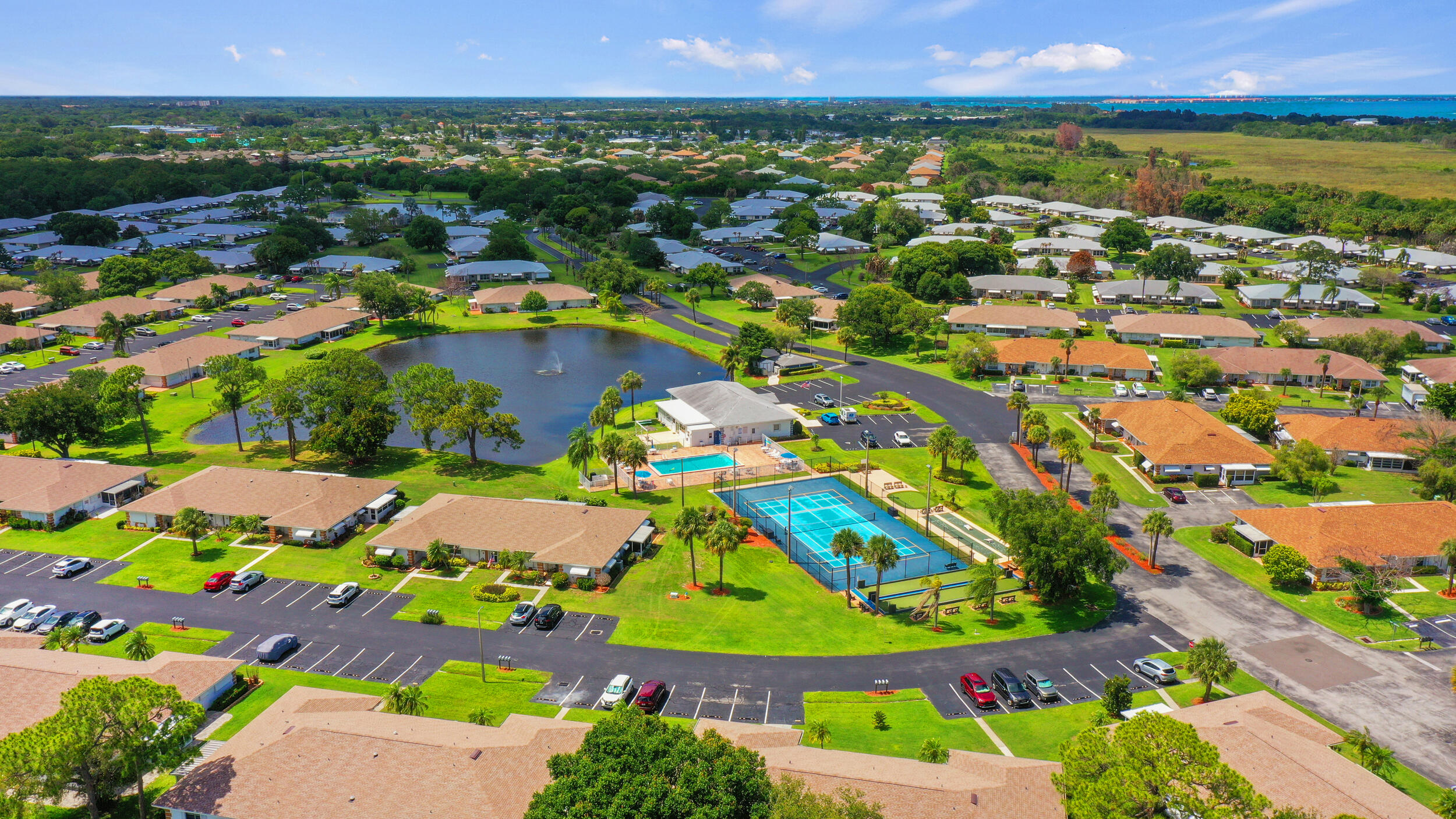 HIGH POINT OF FORT PIERCE CONDOMINIUM SECTION 3 - Residential