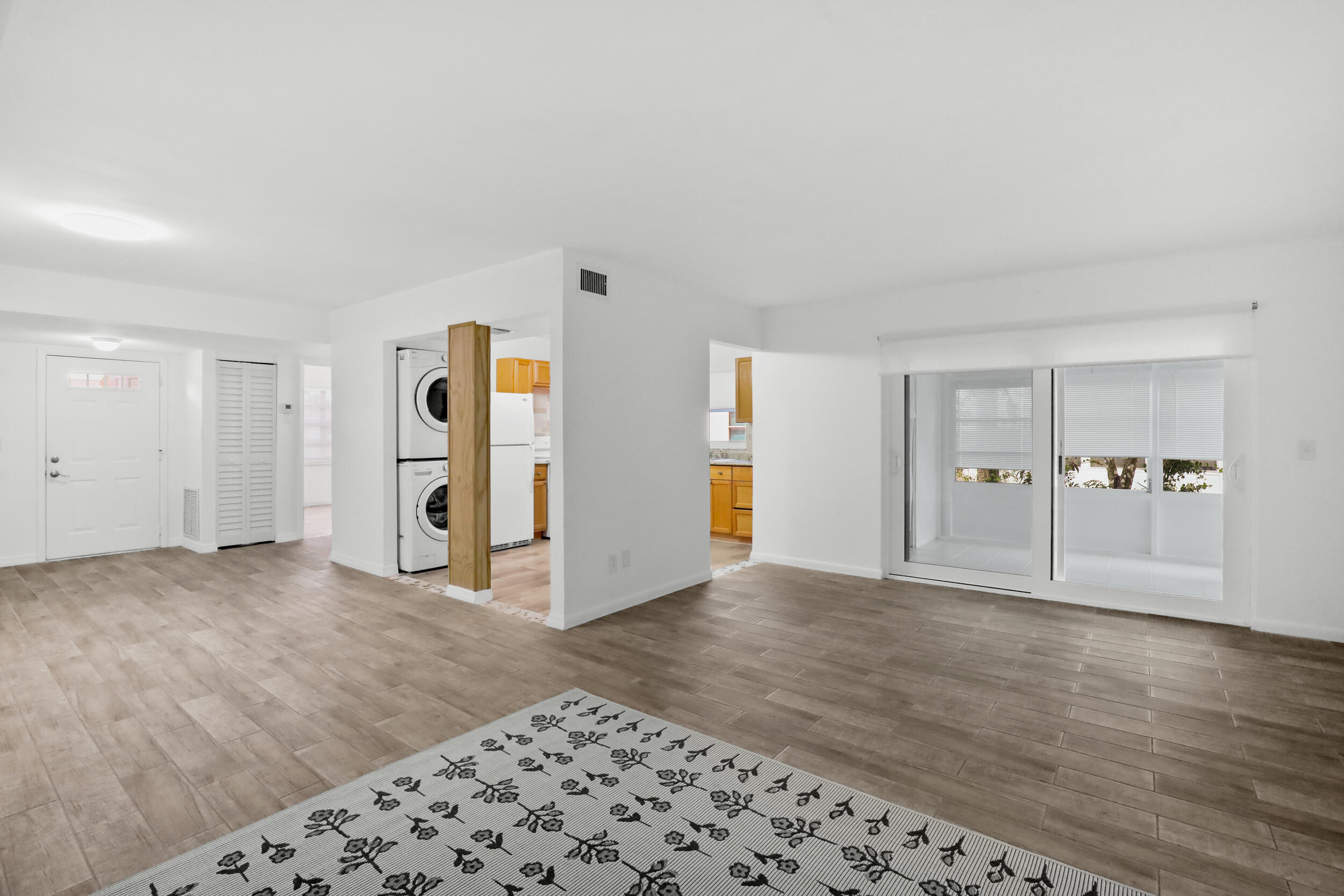 HIGH POINT OF FORT PIERCE CONDOMINIUM SECTION 3 - Residential