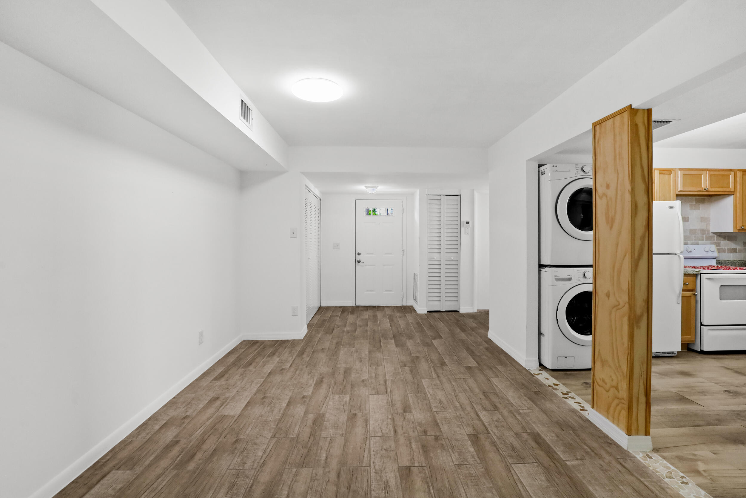 HIGH POINT OF FORT PIERCE CONDOMINIUM SECTION 3 - Residential
