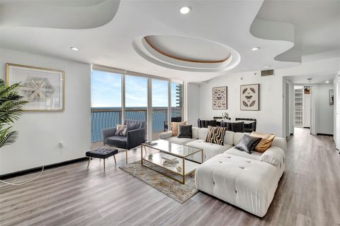 1200 Brickell Bay Dr 3001 Miami FL 33131