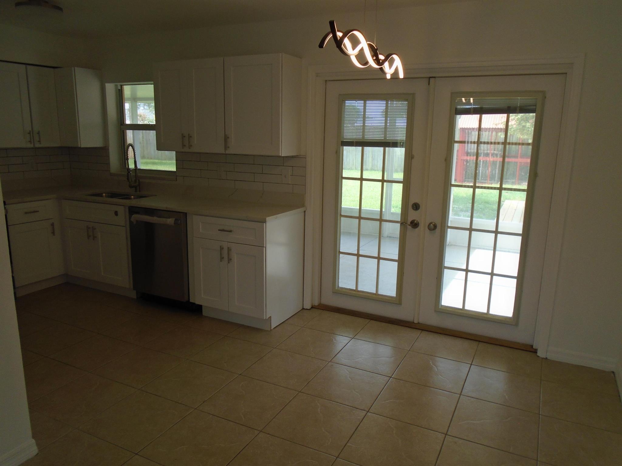 RIVER PARK UNIT 7 - Residential