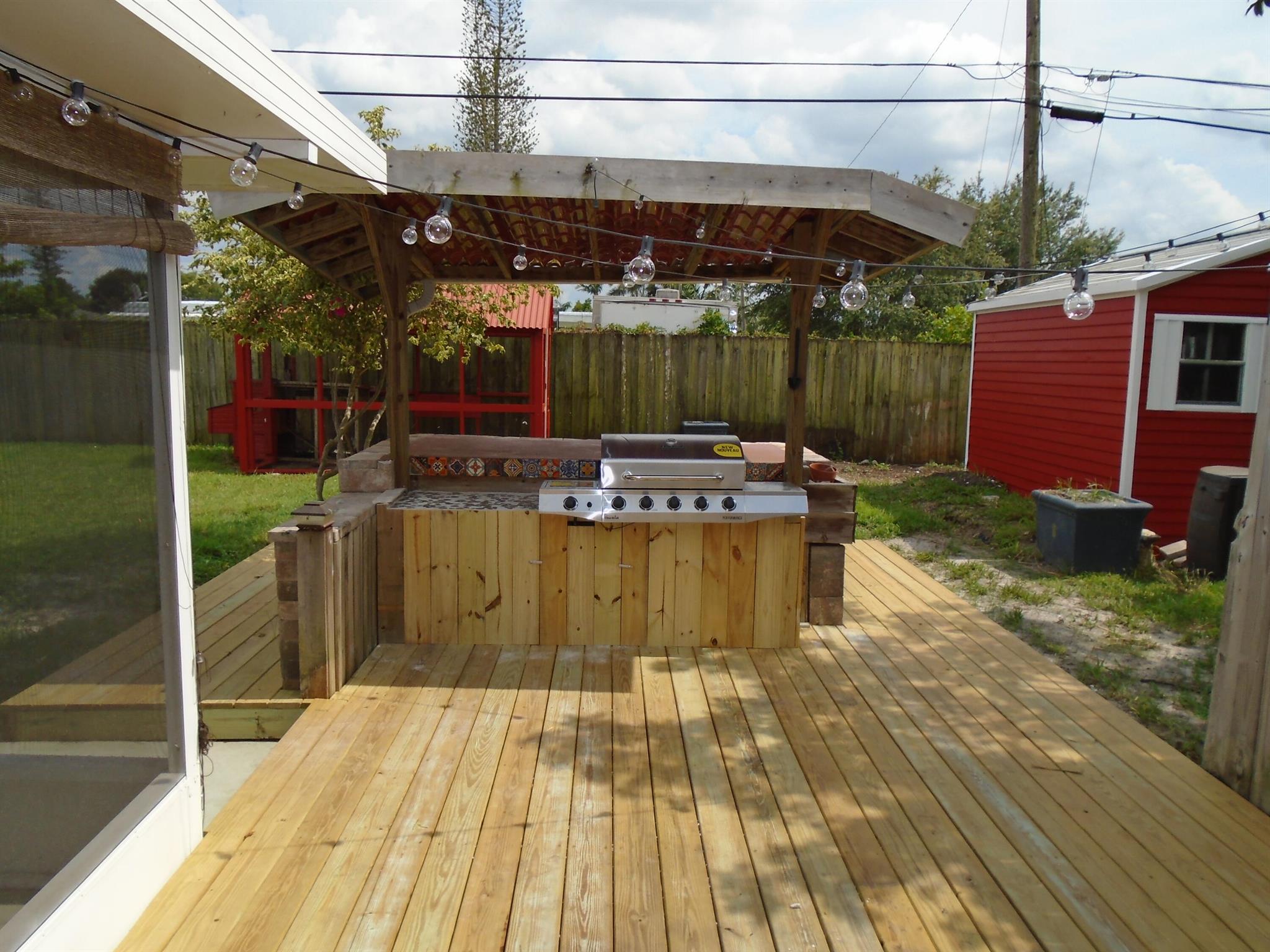 RIVER PARK UNIT 7 - Residential