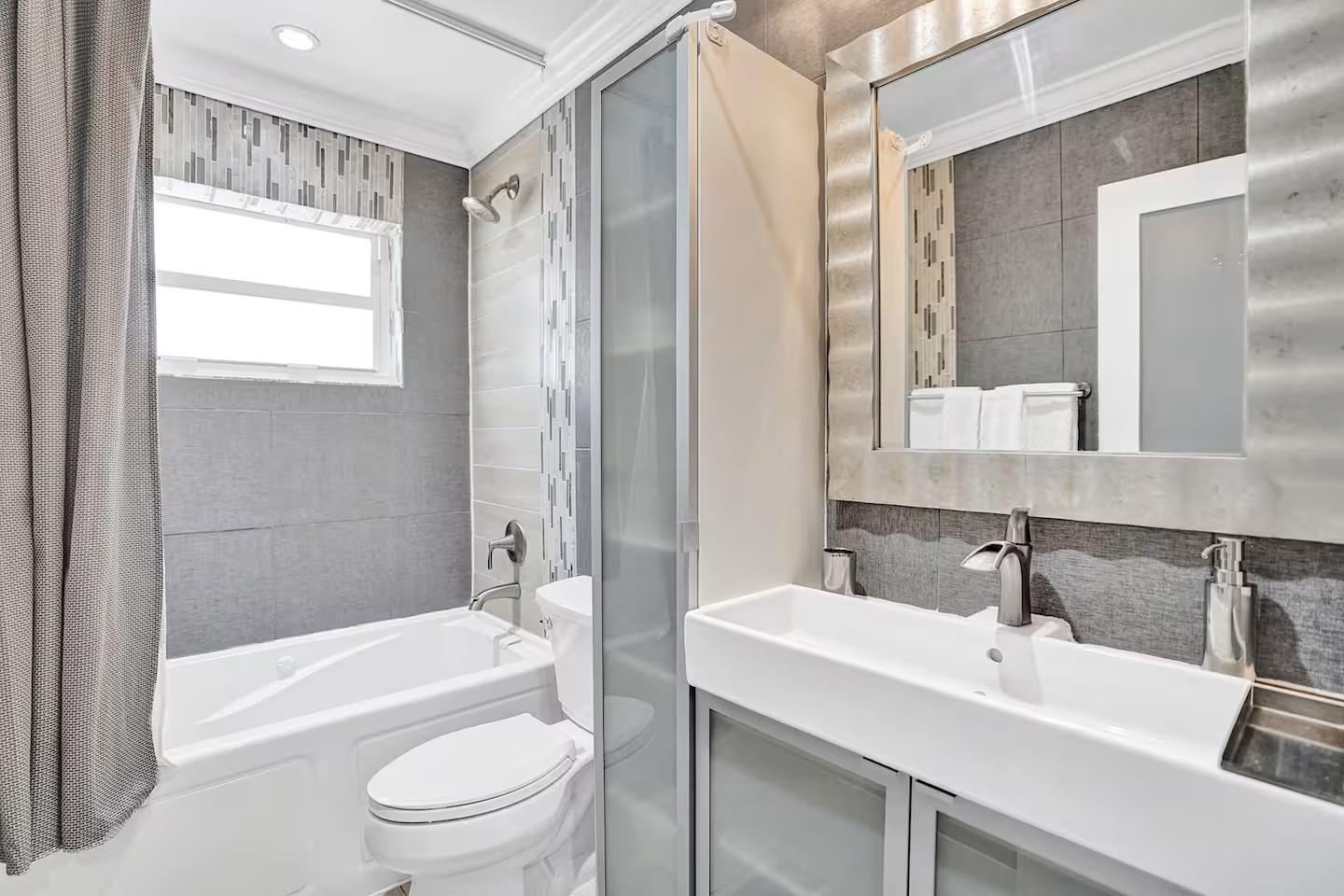 Curva Del Rio Add 35-44 B - Residential