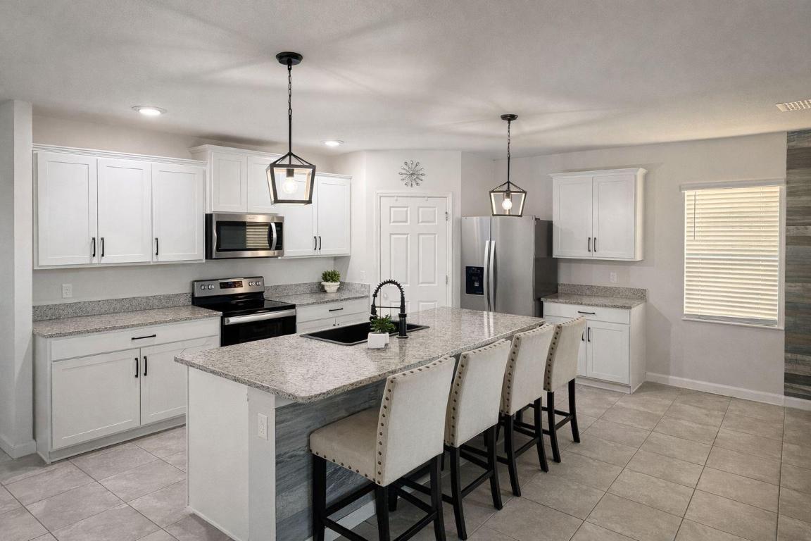 VERANO SOUTH PUD 1 - POD C - PLAT NO. 2 - Residential Lease