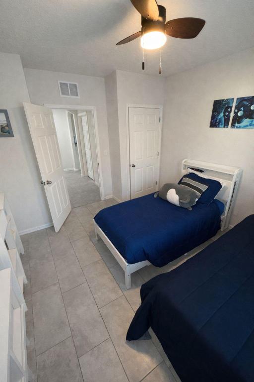 VERANO SOUTH PUD 1 - POD C - PLAT NO. 2 - Residential Lease