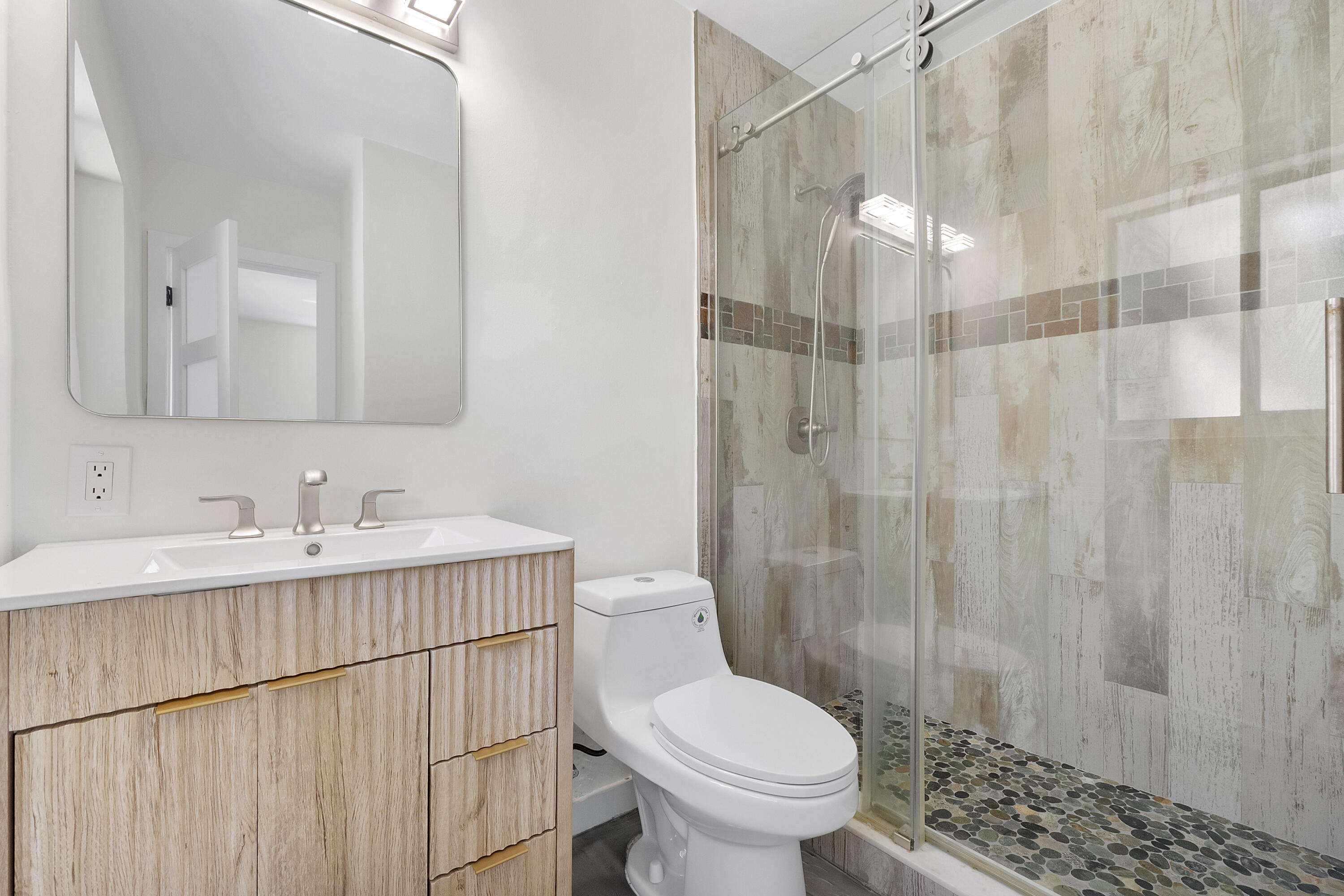 MARY KNOLL - Residential