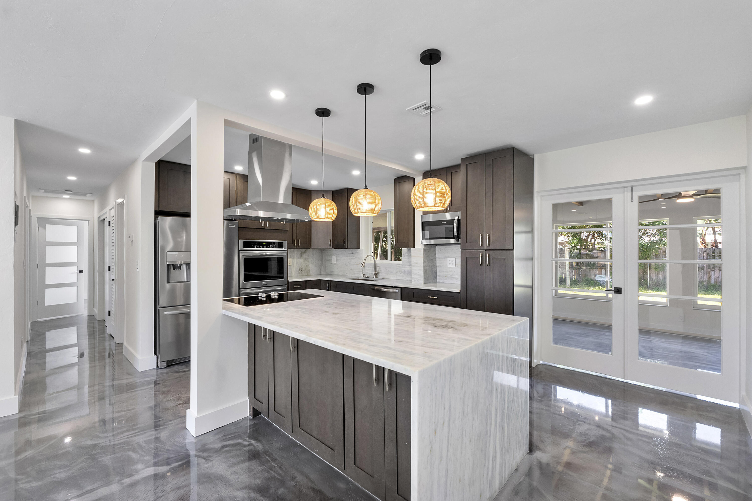 MARY KNOLL - Residential
