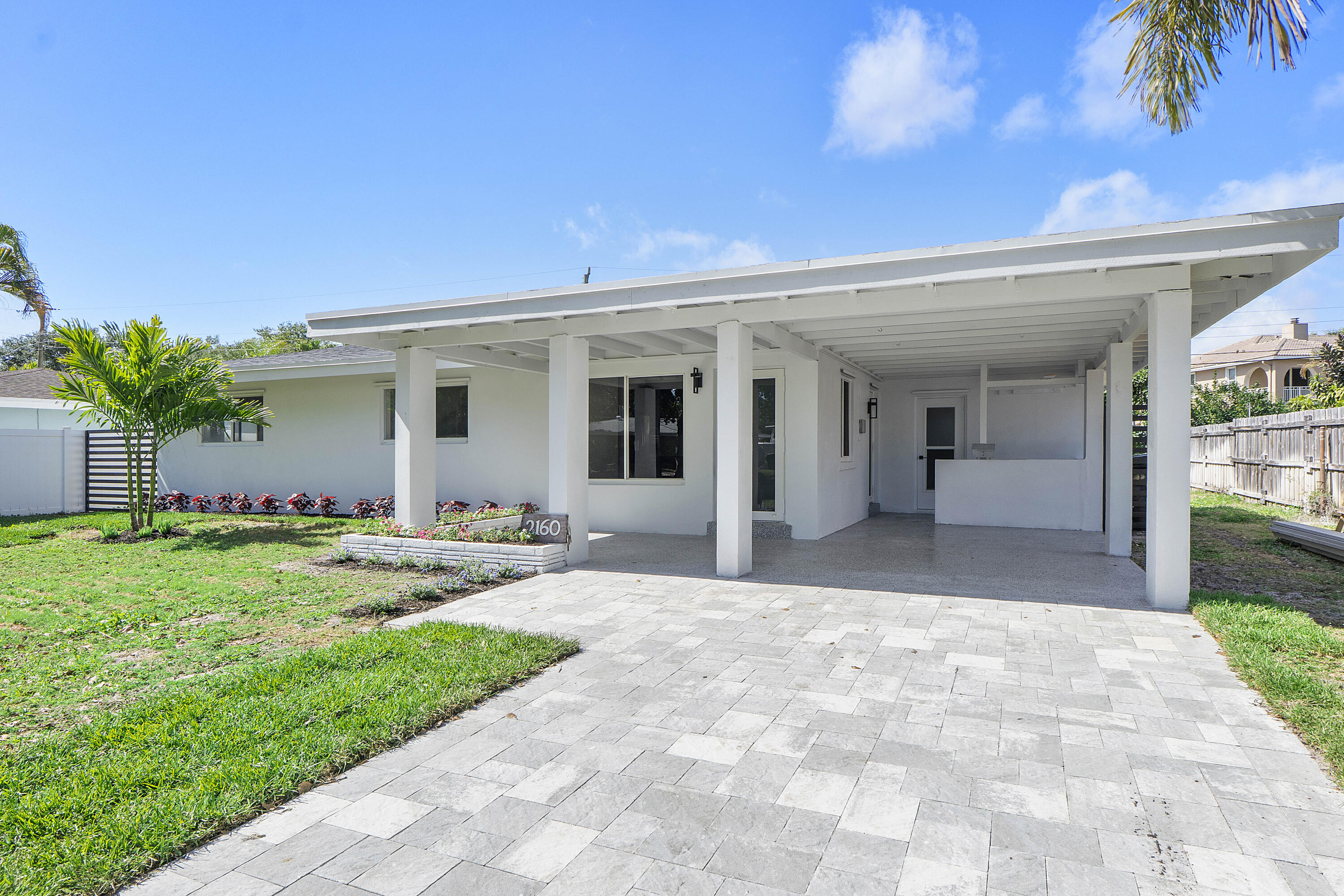 MARY KNOLL - Residential