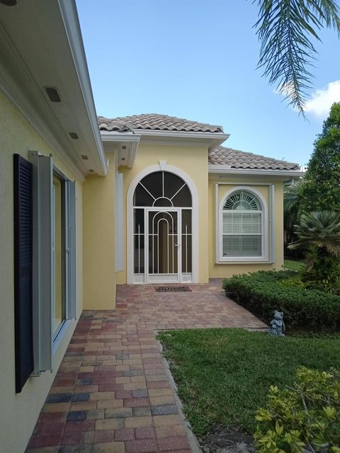 A home in Saint Lucie West