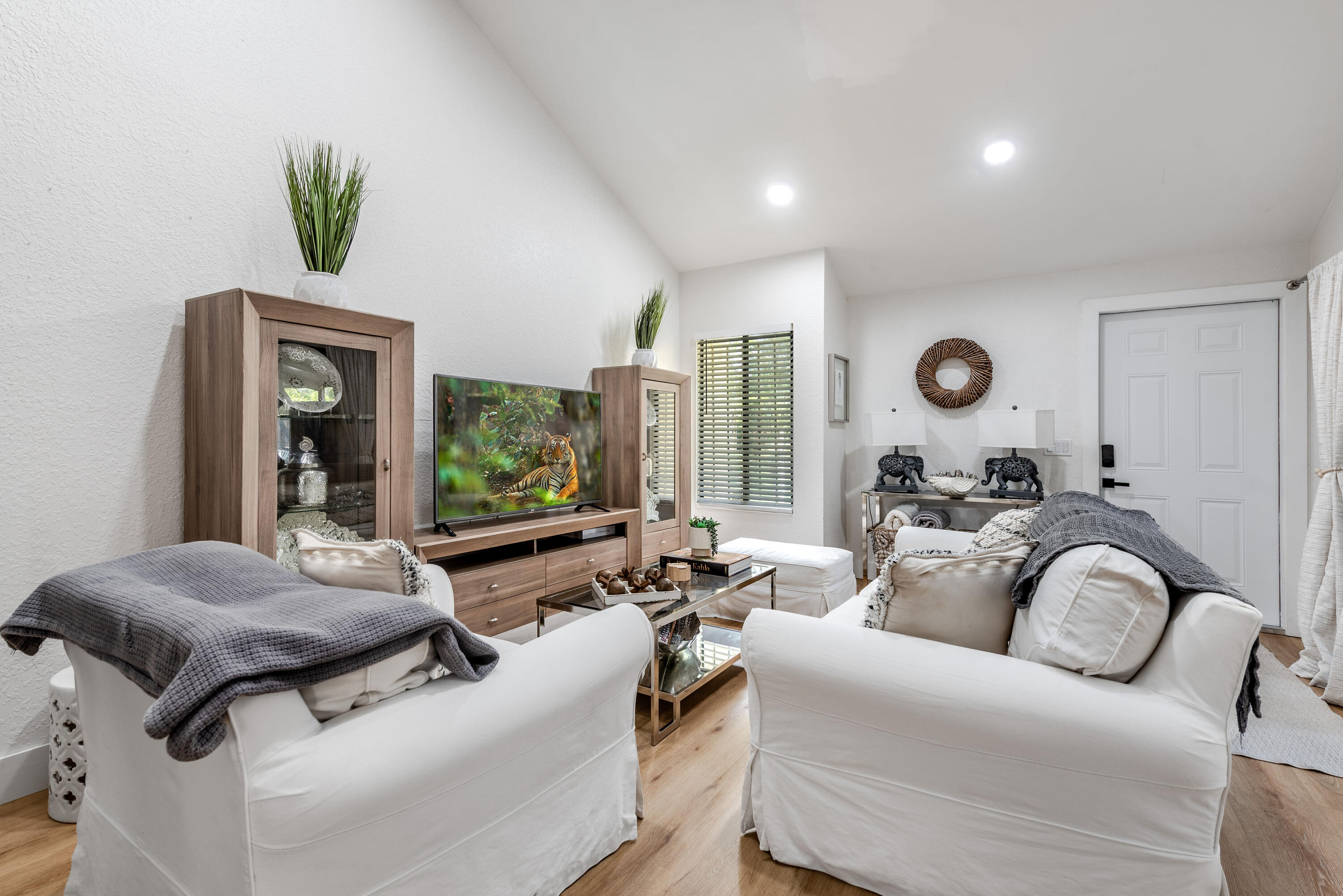 Davis Place Ph I - Residential