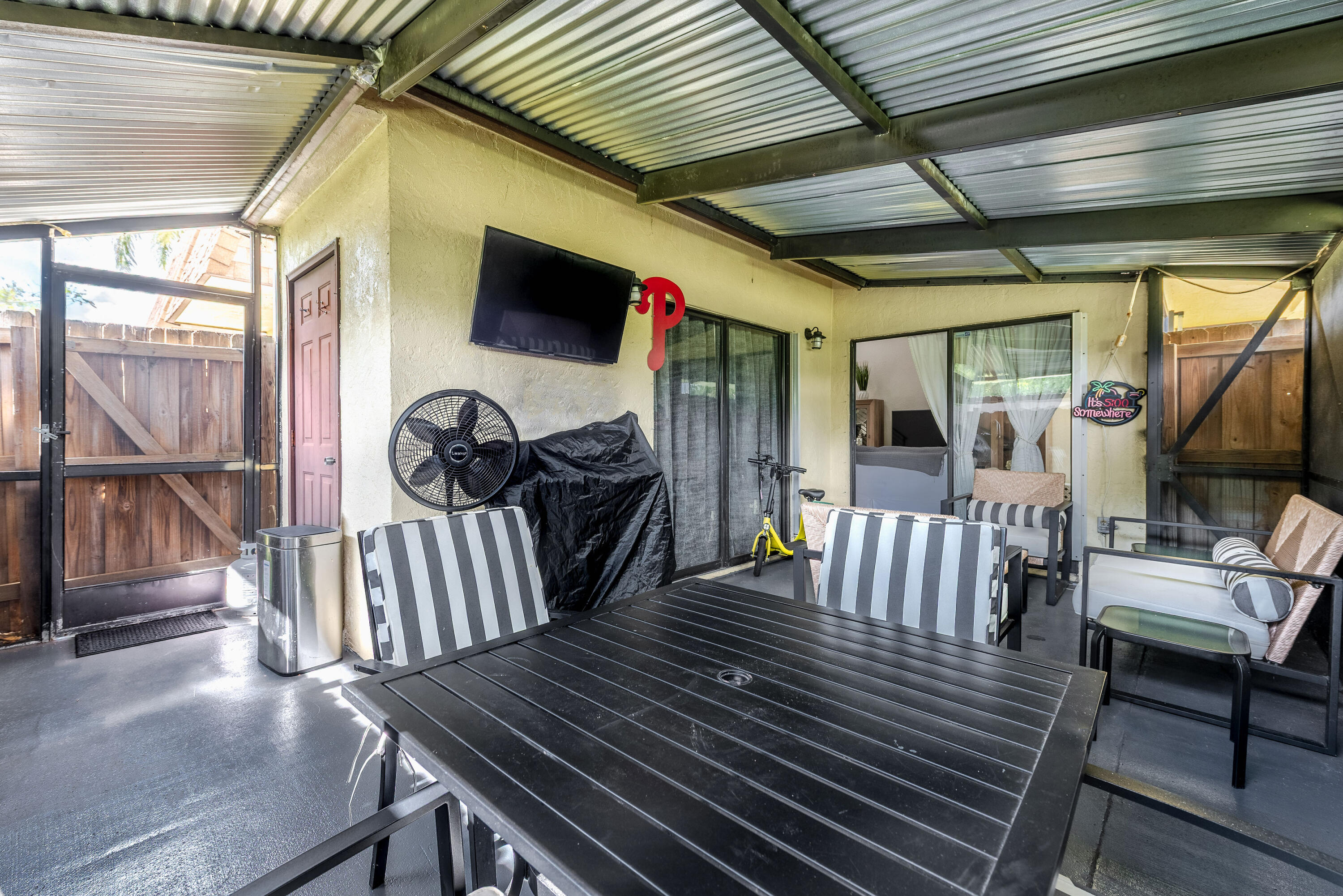 Davis Place Ph I - Residential