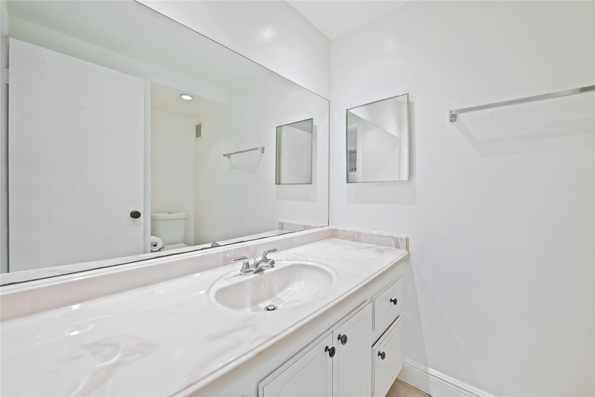 Racquet Club @ Bonaventur - Residential