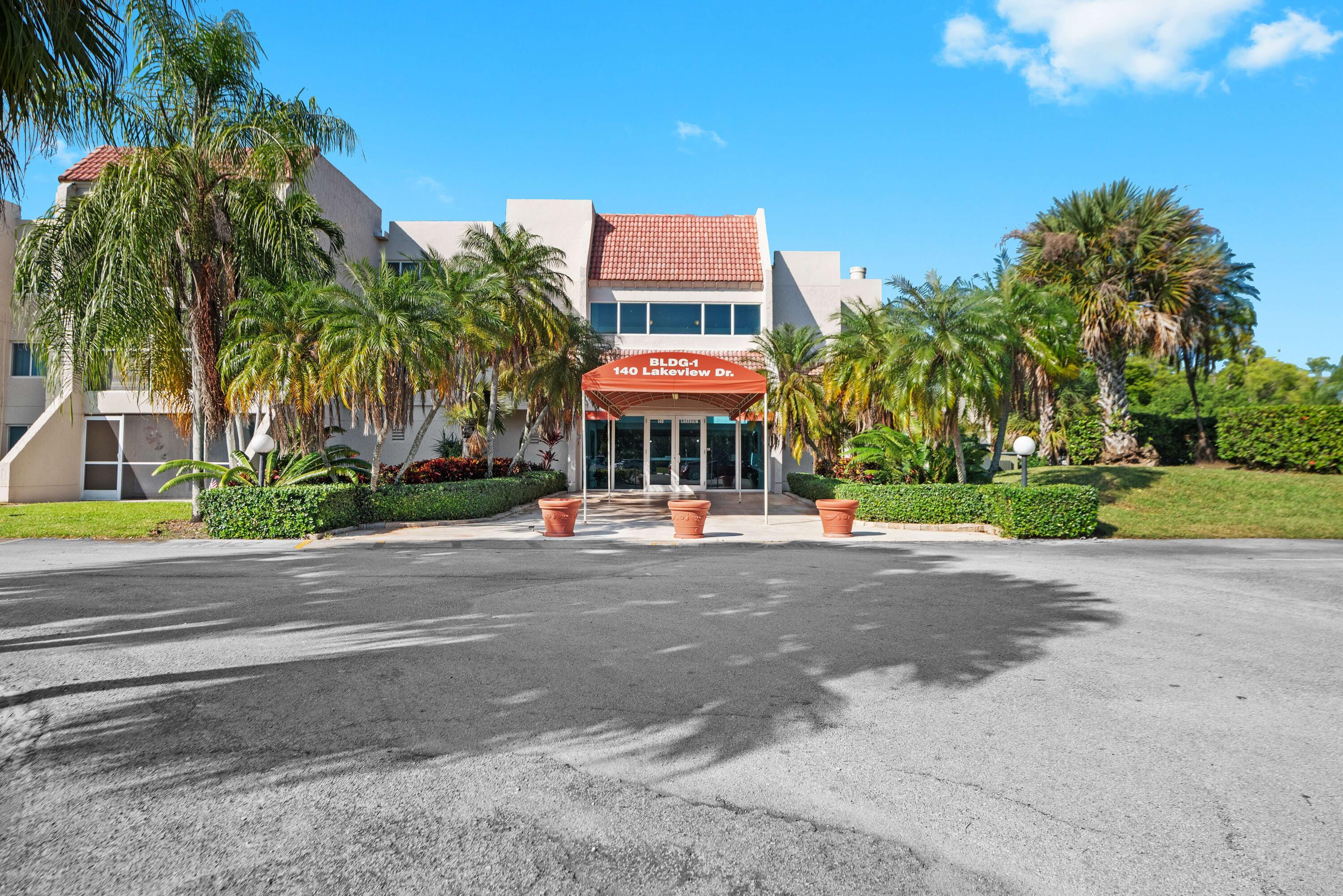 Racquet Club @ Bonaventur - Residential