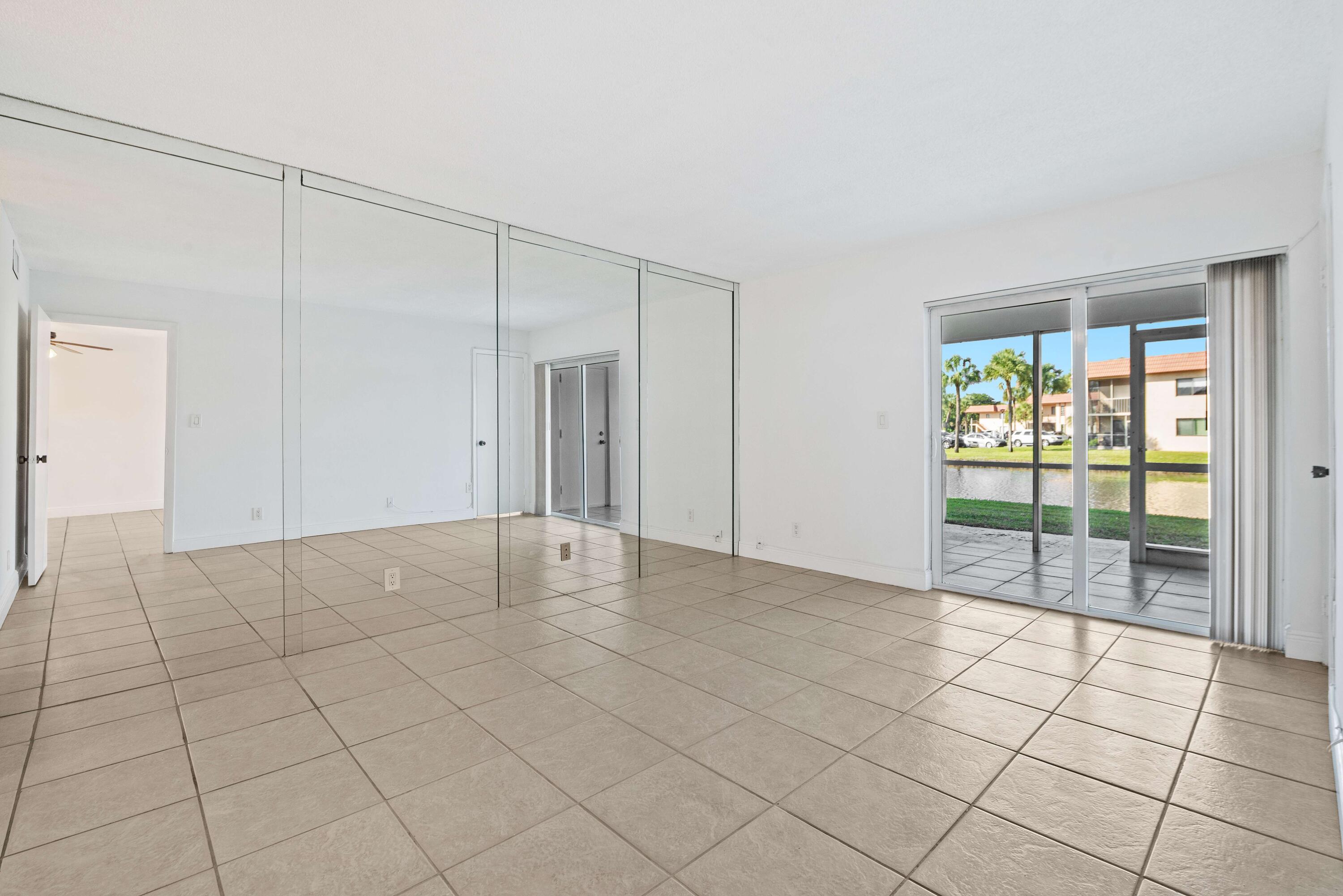 Racquet Club @ Bonaventur - Residential