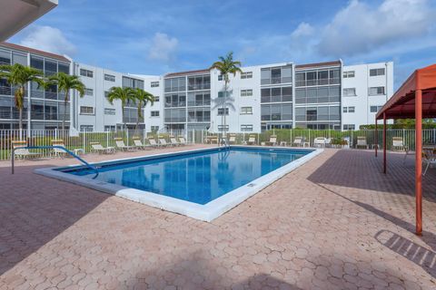 Tiny photo for 6850 10th Avenue N #206, Lake Worth, FL 33467 (MLS # R11165655)