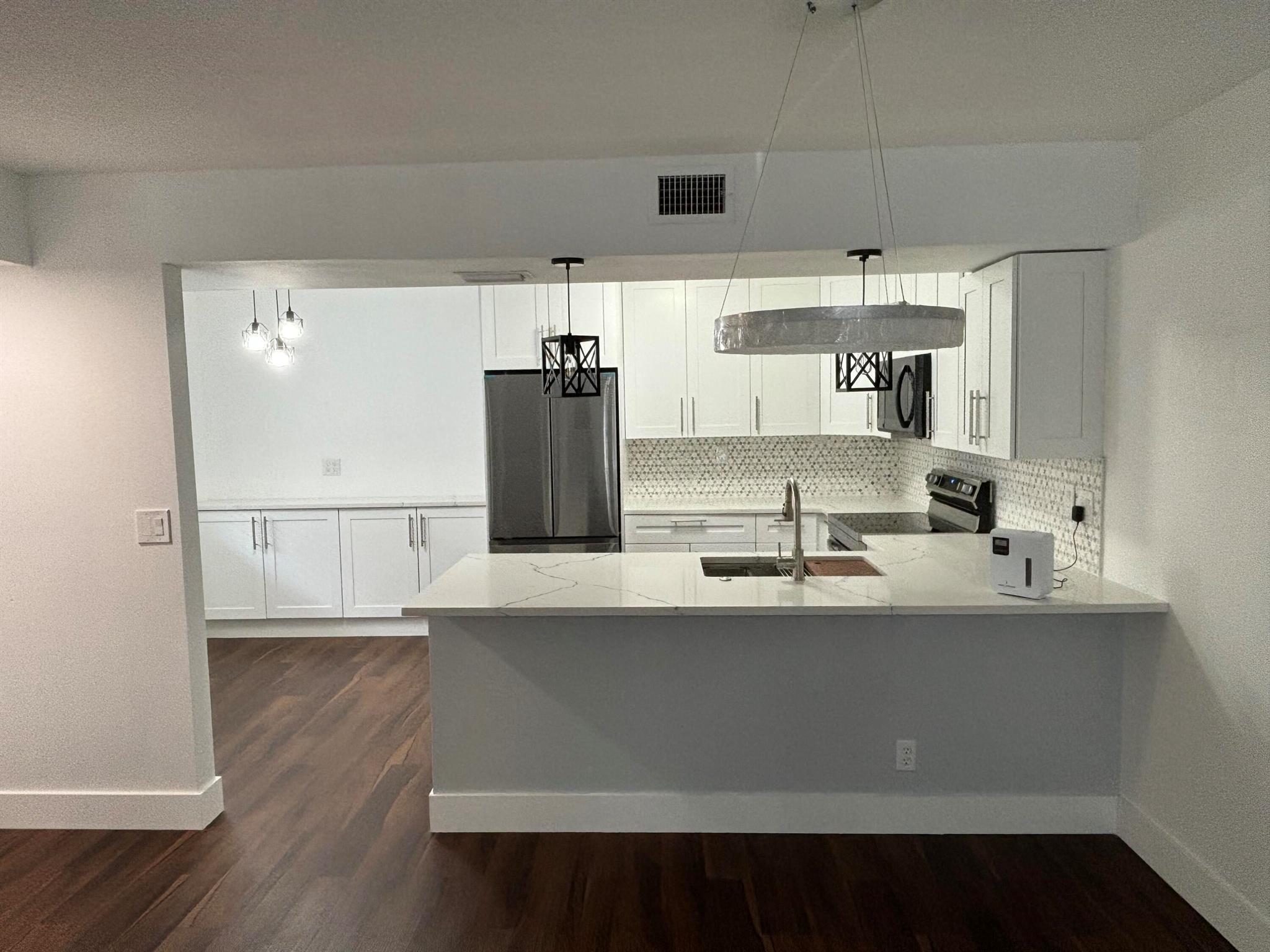 7690 Tahiti Lane 102