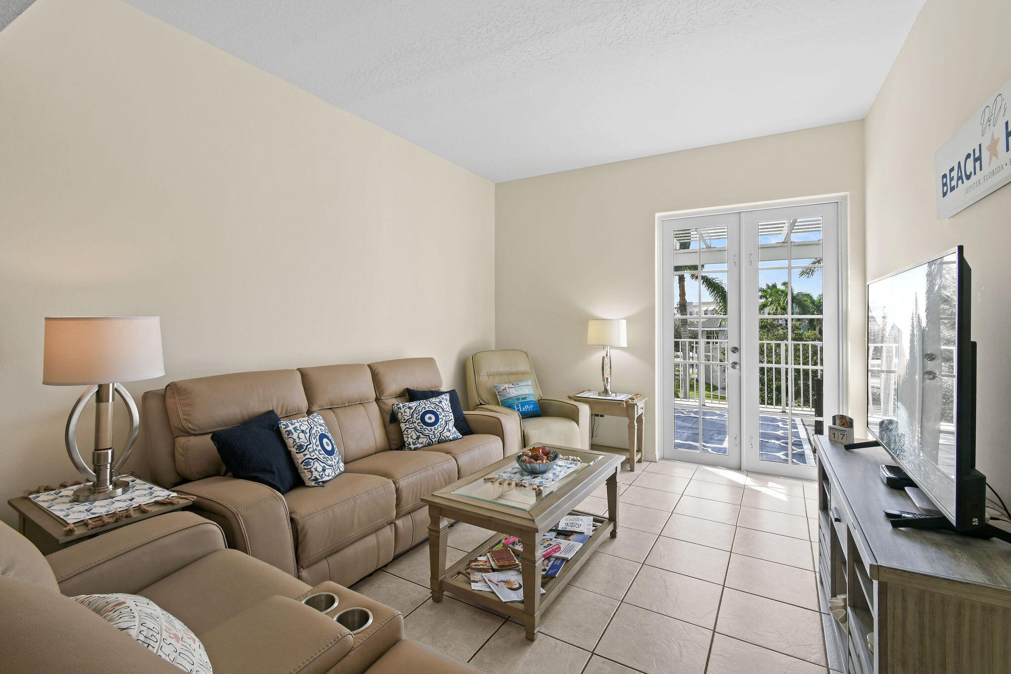 VILLAGE AT ABACOA CONDO - Residential Lease