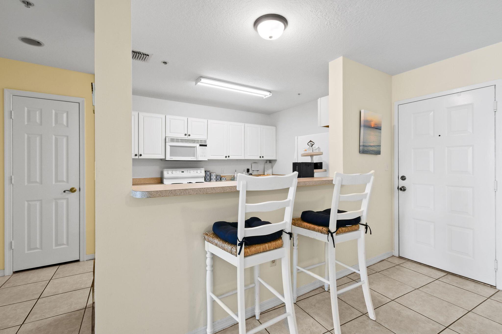 VILLAGE AT ABACOA CONDO - Residential Lease