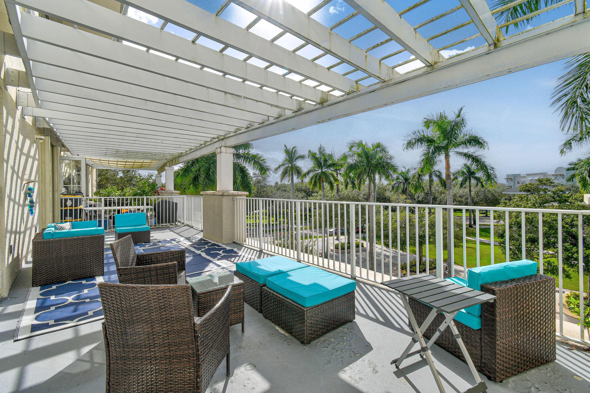 VILLAGE AT ABACOA CONDO - Residential Lease
