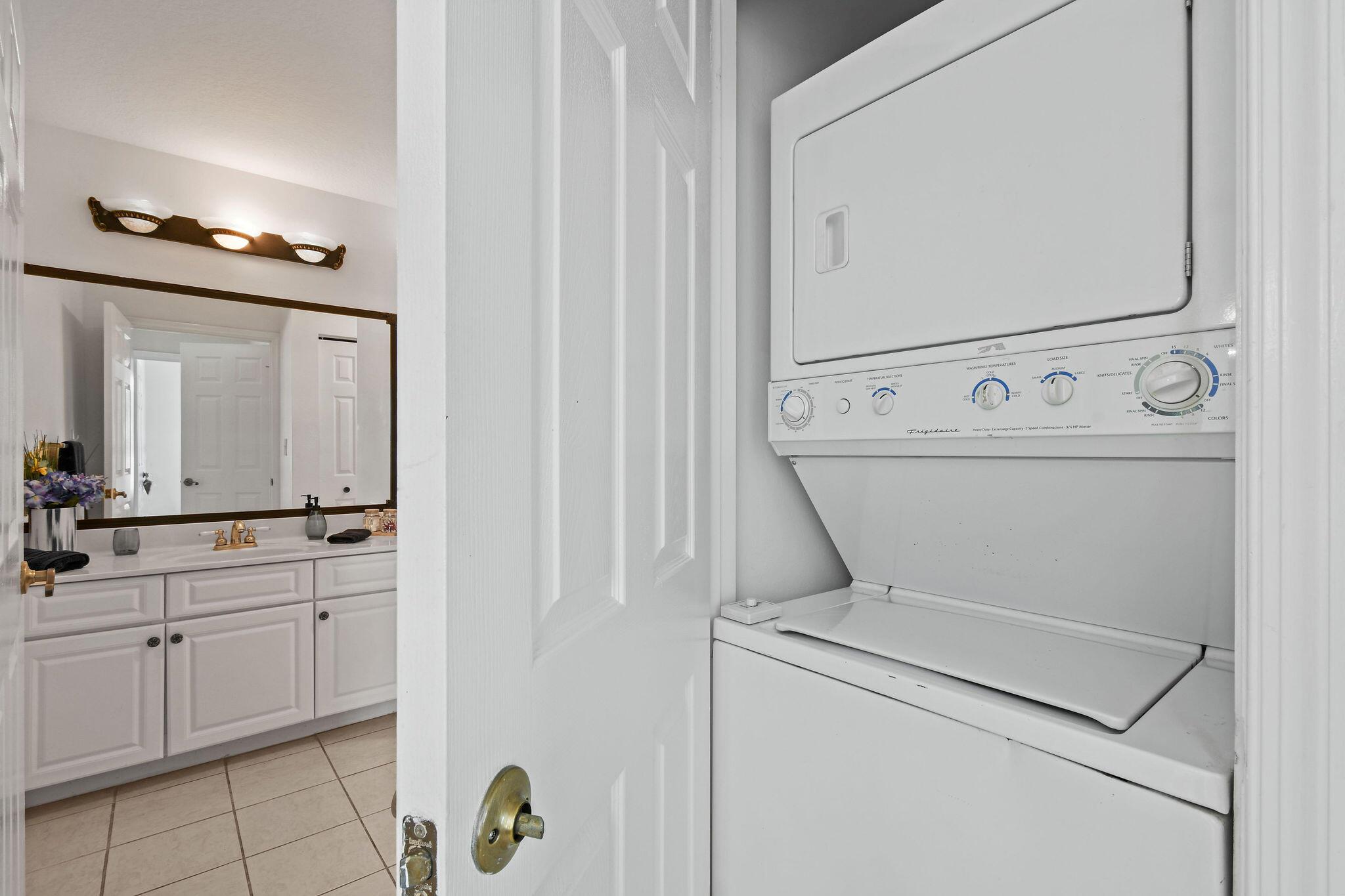 VILLAGE AT ABACOA CONDO - Residential Lease