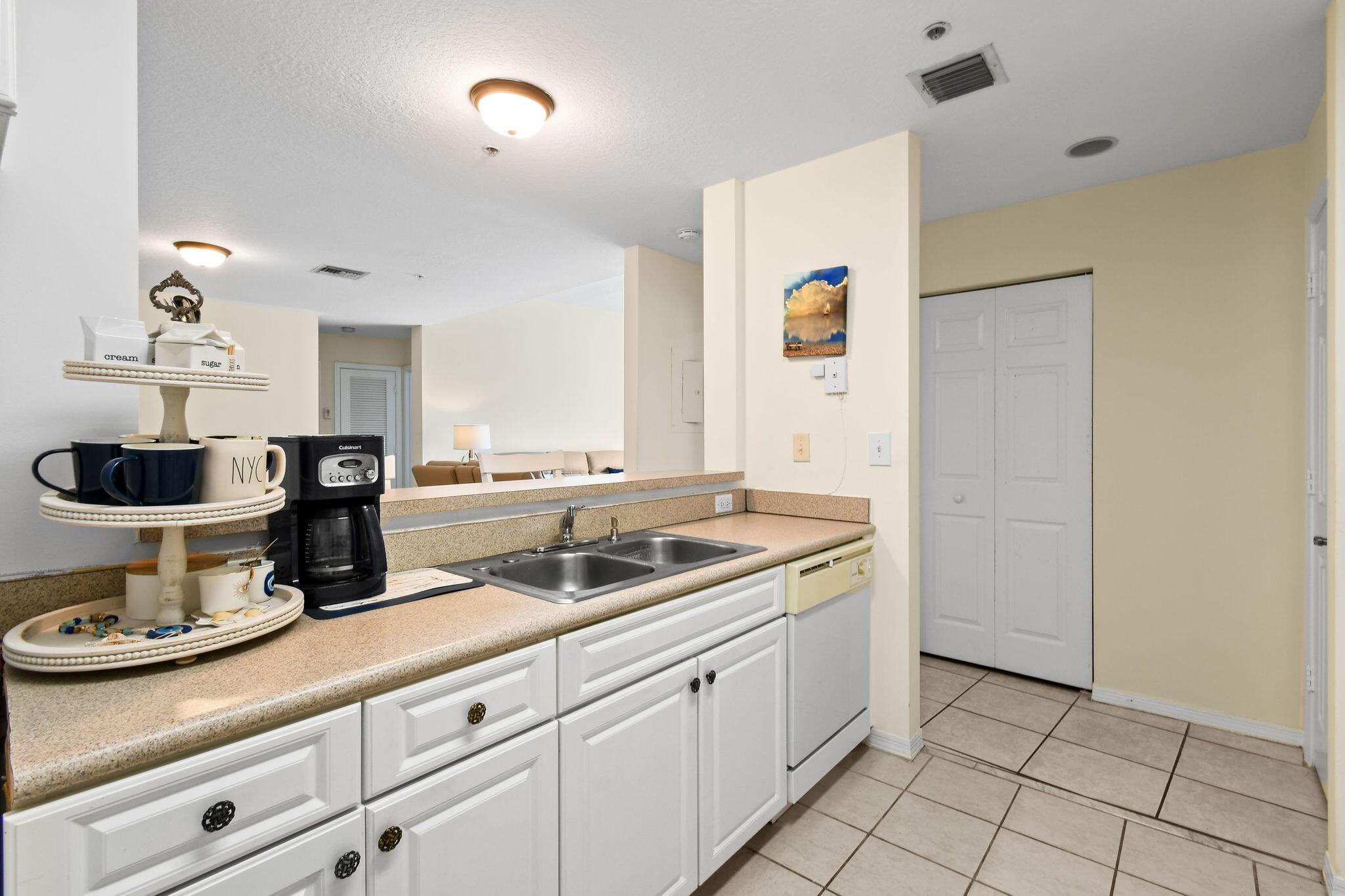 VILLAGE AT ABACOA CONDO - Residential Lease