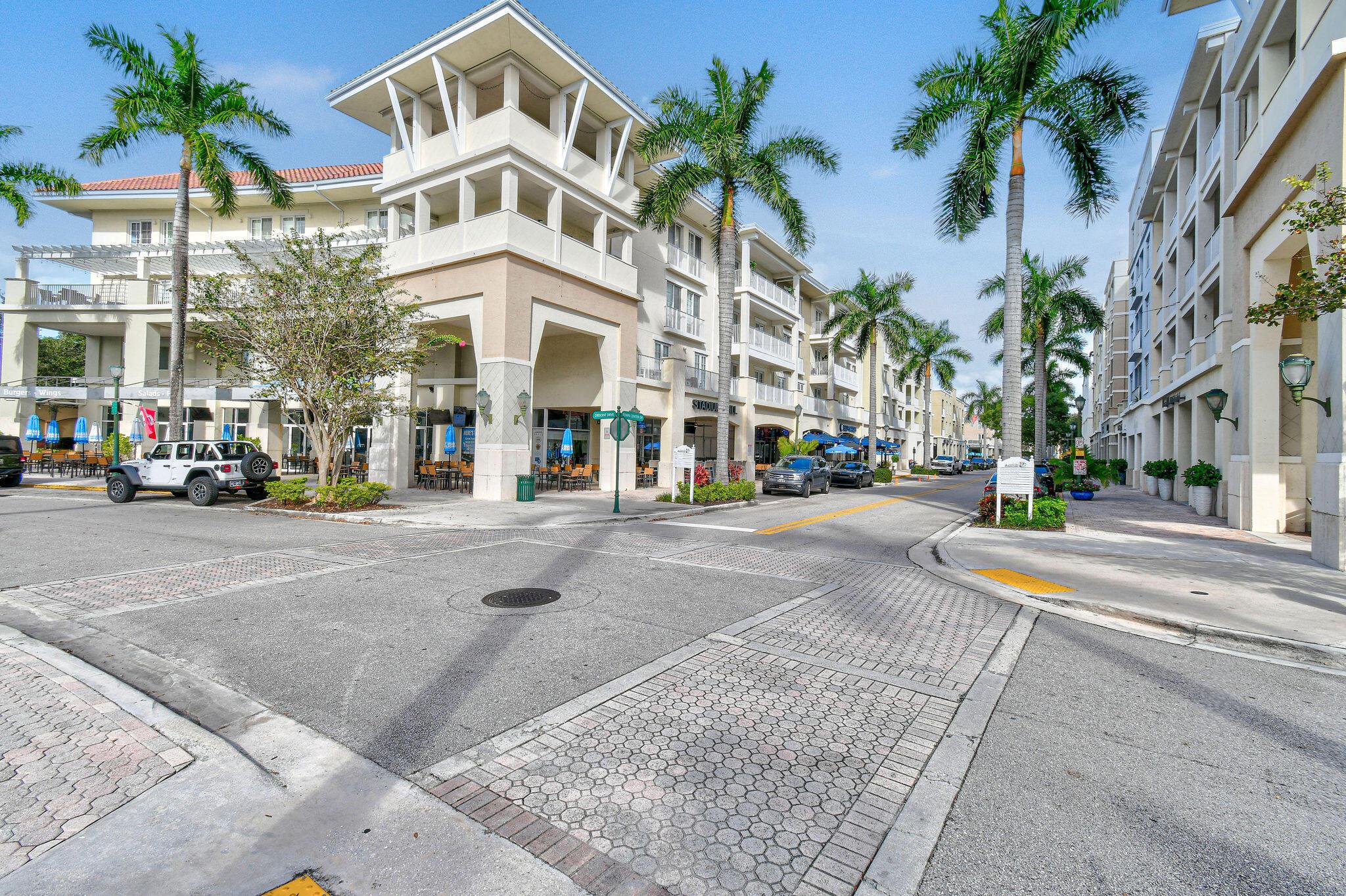 VILLAGE AT ABACOA CONDO - Residential Lease