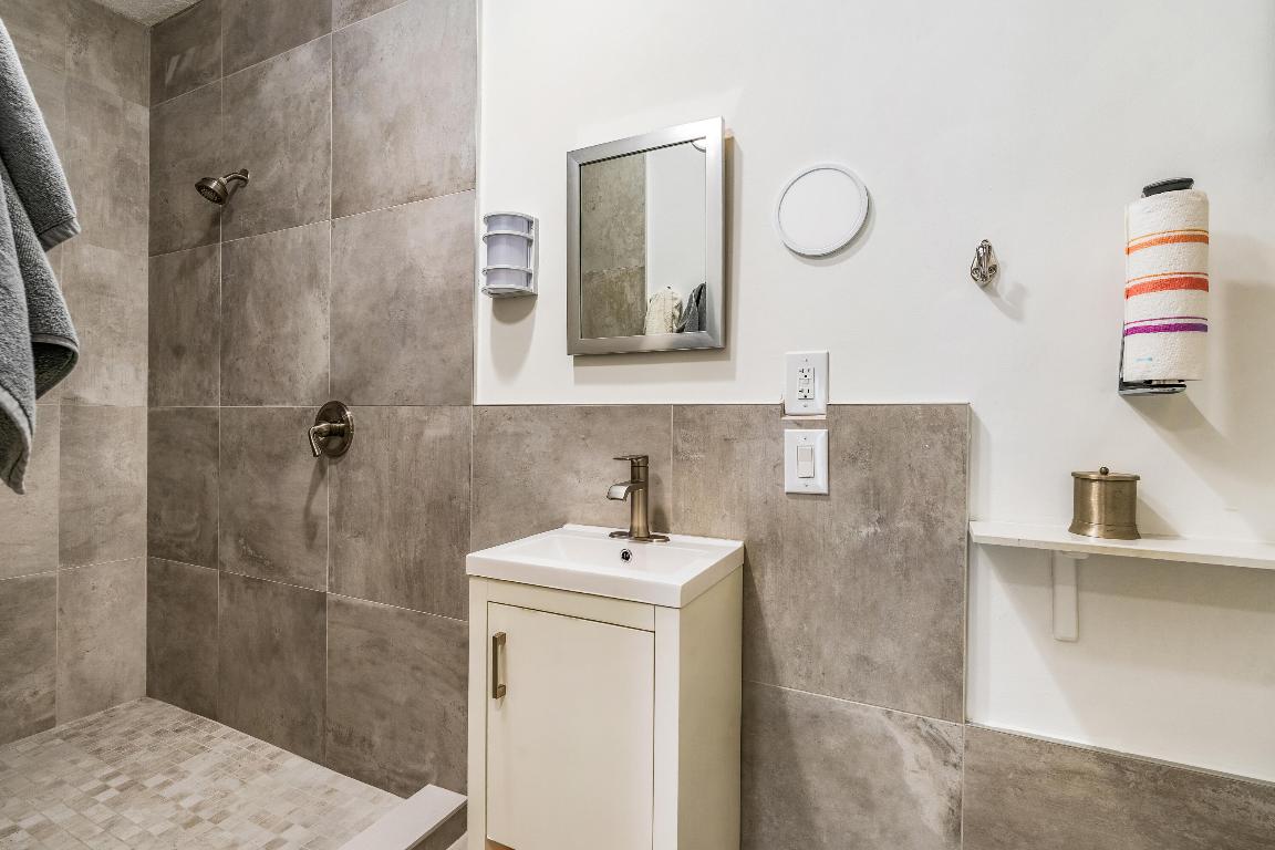 PELICAN COVE - Residential