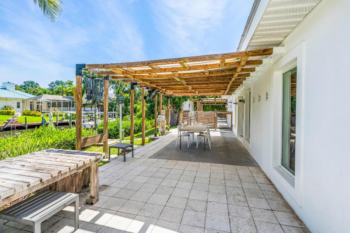 PELICAN COVE - Residential