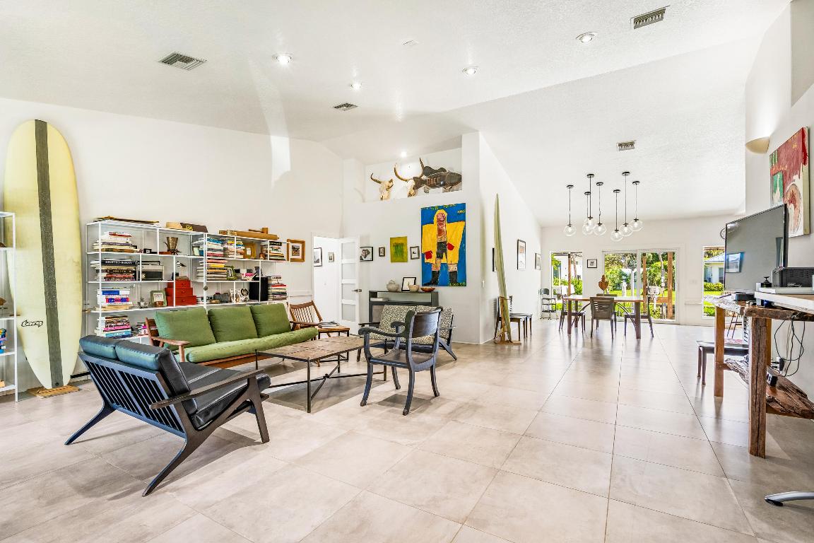 PELICAN COVE - Residential