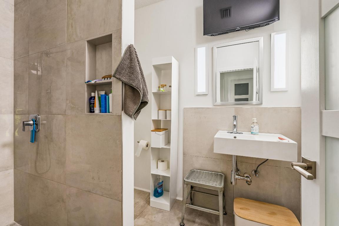 PELICAN COVE - Residential