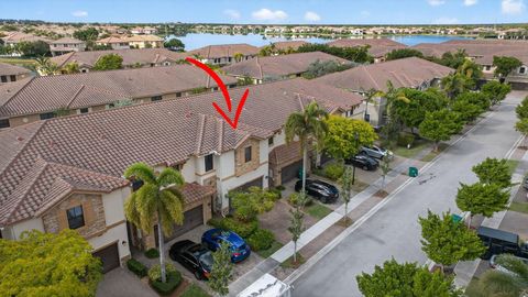 Tiny photo for 8435 Blue Cove Way #8435, Parkland, FL 33076 (MLS # F10542281)