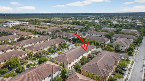 Tiny photo for 8435 Blue Cove Way #8435, Parkland, FL 33076 (MLS # F10542281)